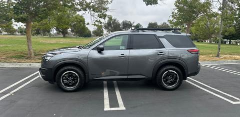 Nissan Pathfinder 2025