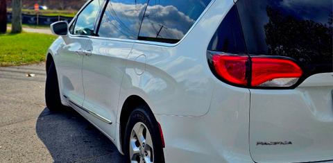 Chrysler Pacifica 2017