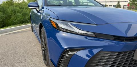 Toyota Camry Hybrid 2025