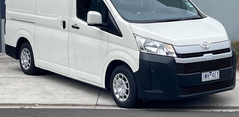 Toyota HIACE 2022