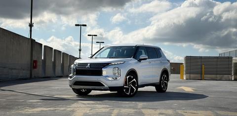 Mitsubishi Outlander 2023