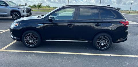 Mitsubishi Outlander PHEV 2022