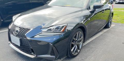 Lexus IS 2019