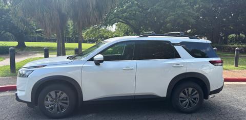 Nissan Pathfinder 2025