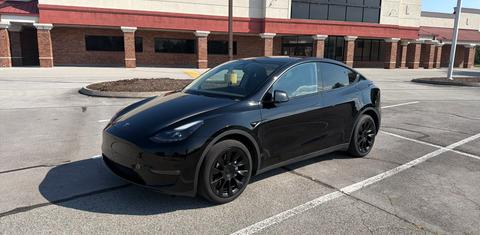 Tesla Model Y 2023