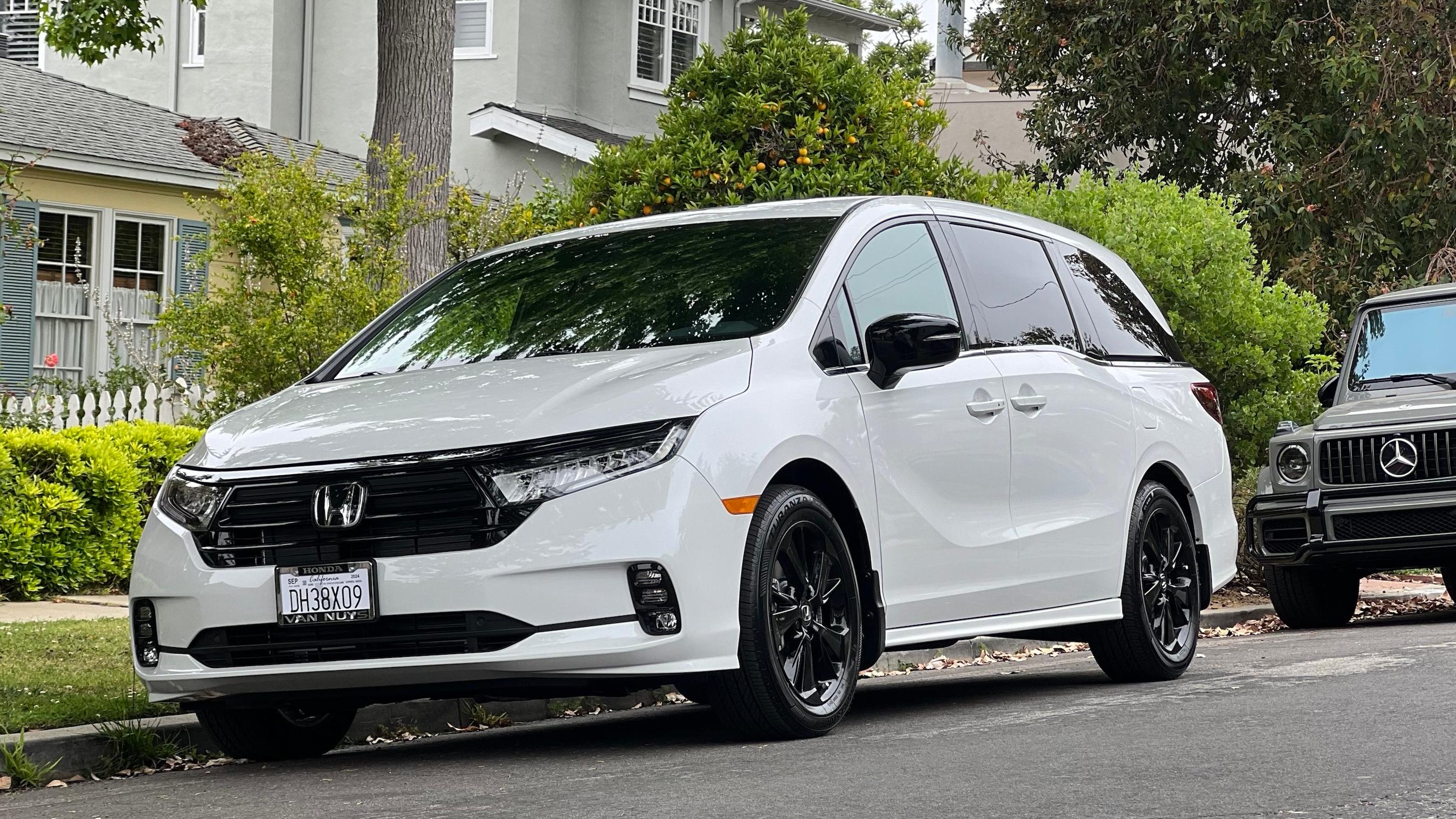 Honda Odyssey 2024 in Los Angeles, CA