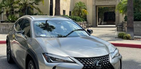 Lexus UX 2021