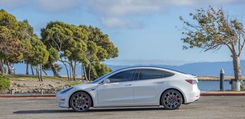 Tesla Model 3 2020