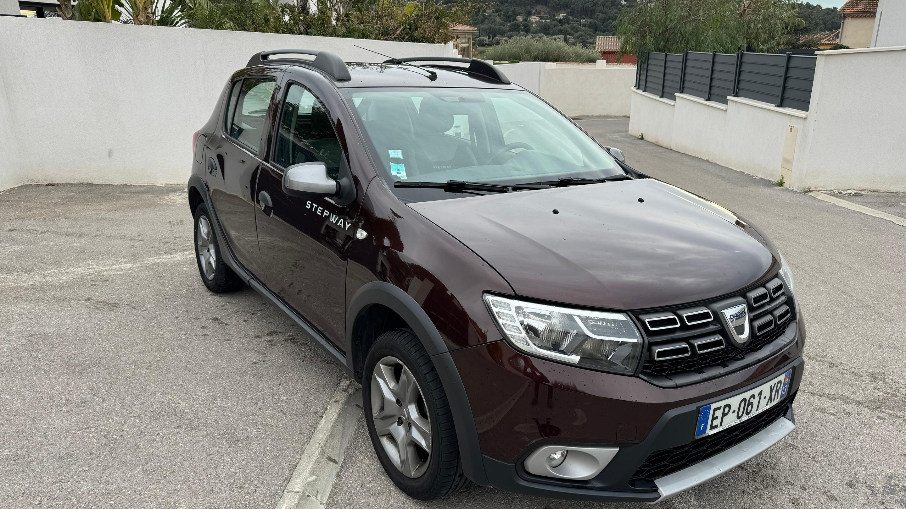 Dacia SANDERO 2017 à La Ciotat
