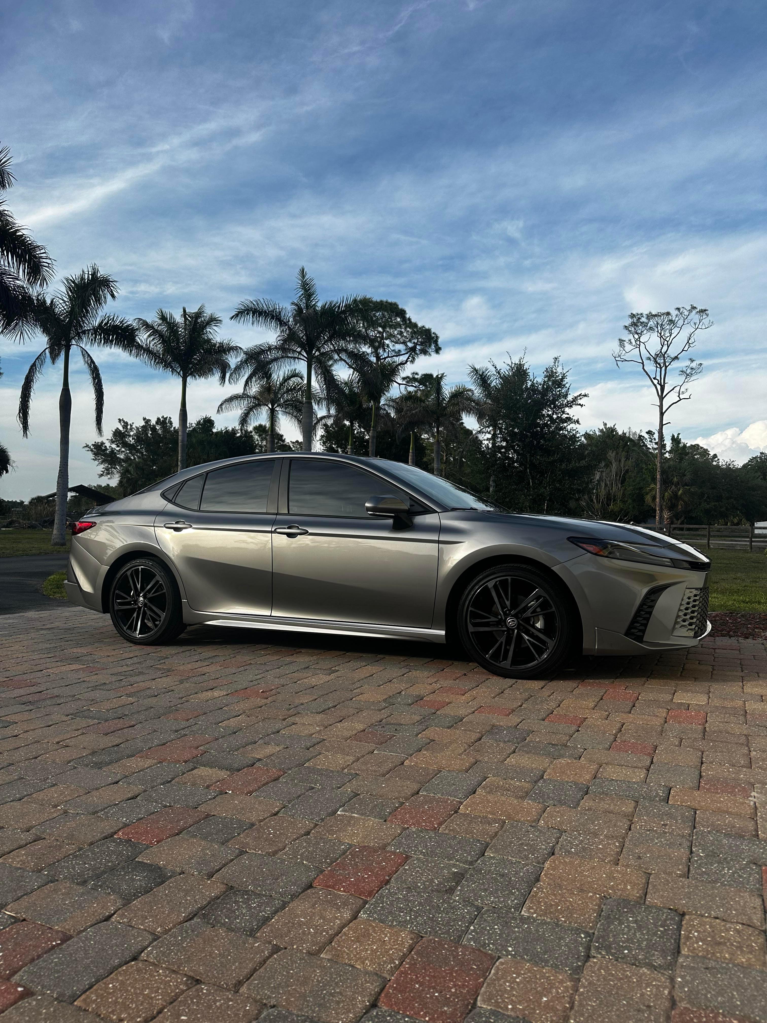 Toyota Camry Hybrid 2025 in Fort Myers, FL