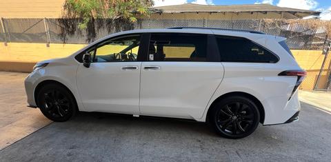 Toyota Sienna 2025