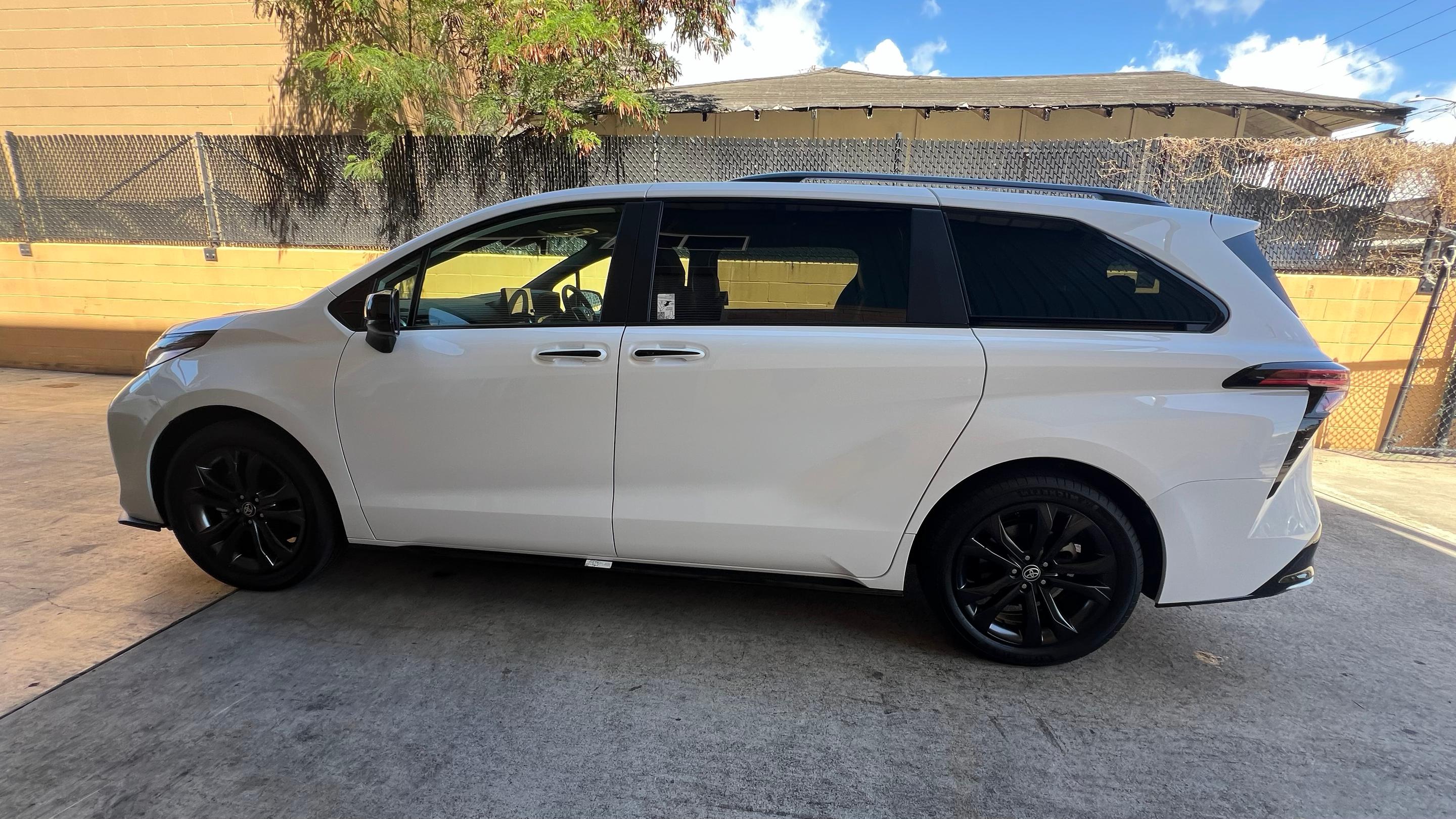 Toyota Sienna 2025 in Honolulu, HI