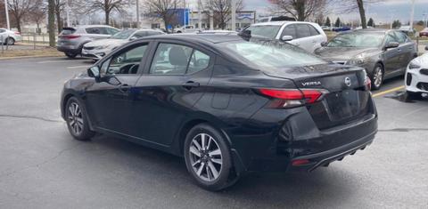 Nissan Versa 2021