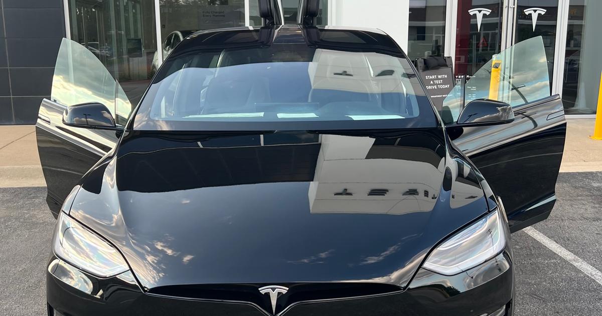 2022 Tesla Model X in Oak Lawn