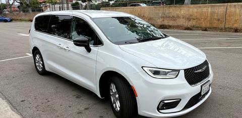 Chrysler Pacifica 2024