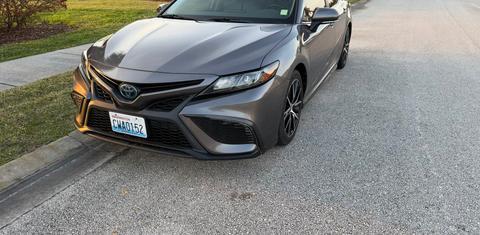 Toyota Camry Hybrid 2022