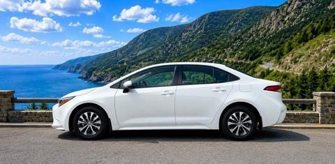 Toyota Corolla Hybrid 2026