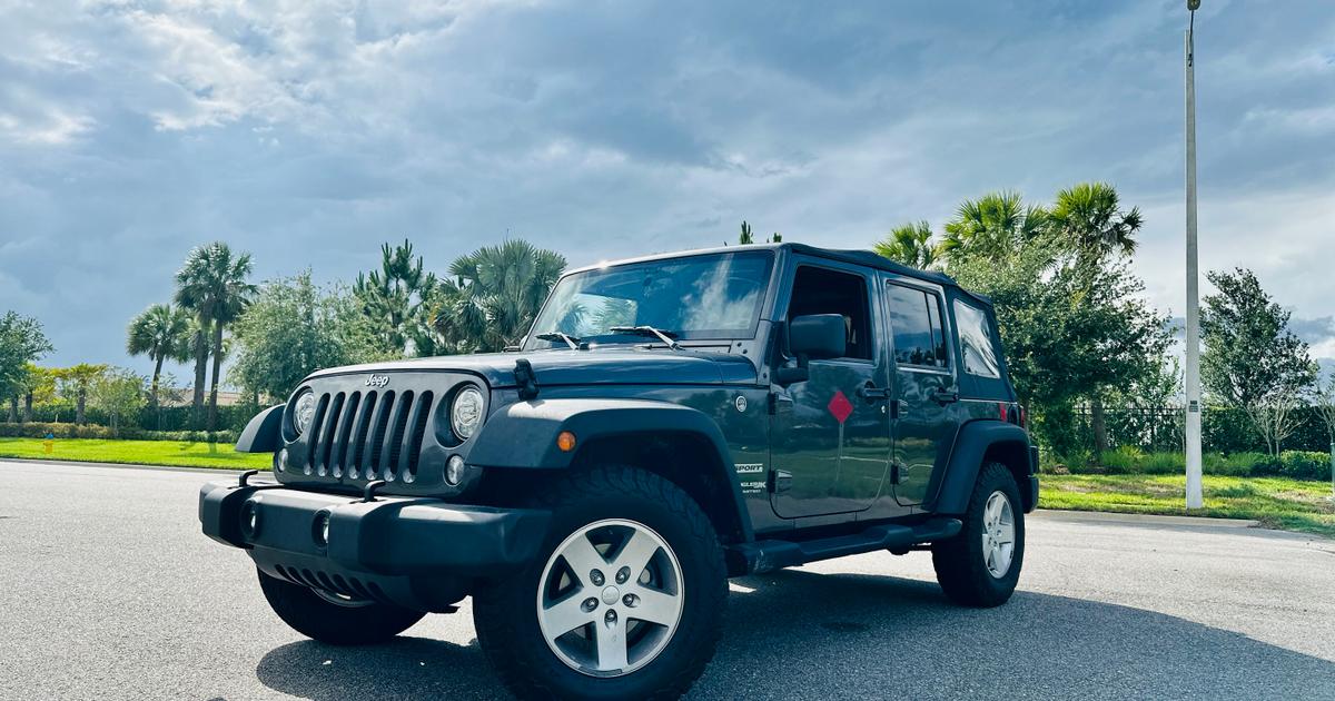Jeep Wrangler JK Unlimited 2018 rental in Ruskin, FL by Alex Marroquin ...