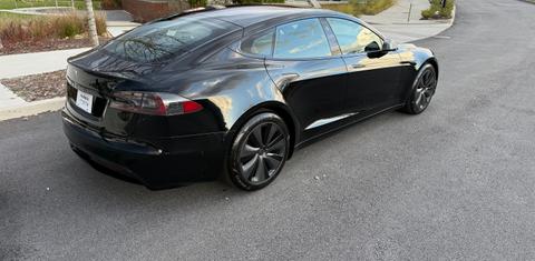 Tesla Model S 2021