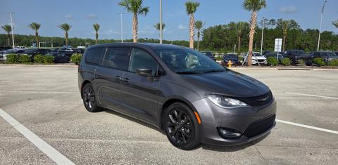 Chrysler Pacifica 2018