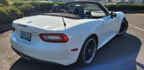 FIAT 124 Spider 2020