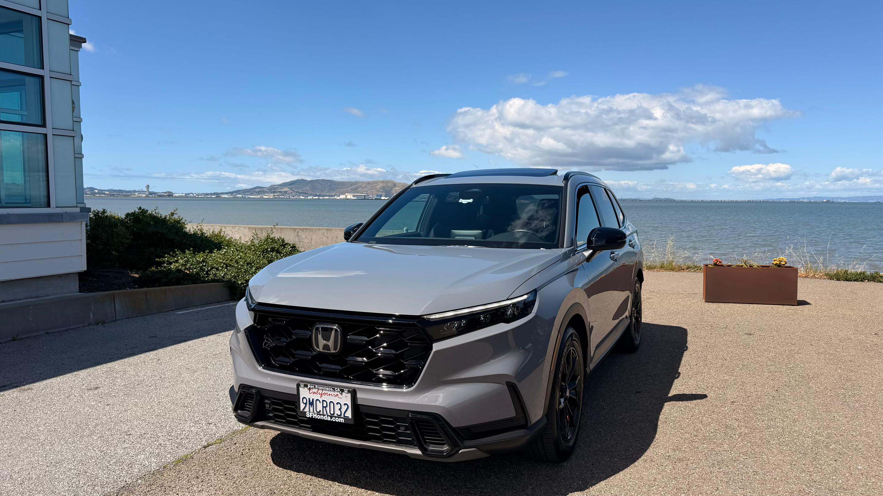 Honda CR-V Hybrid 2024 in 
