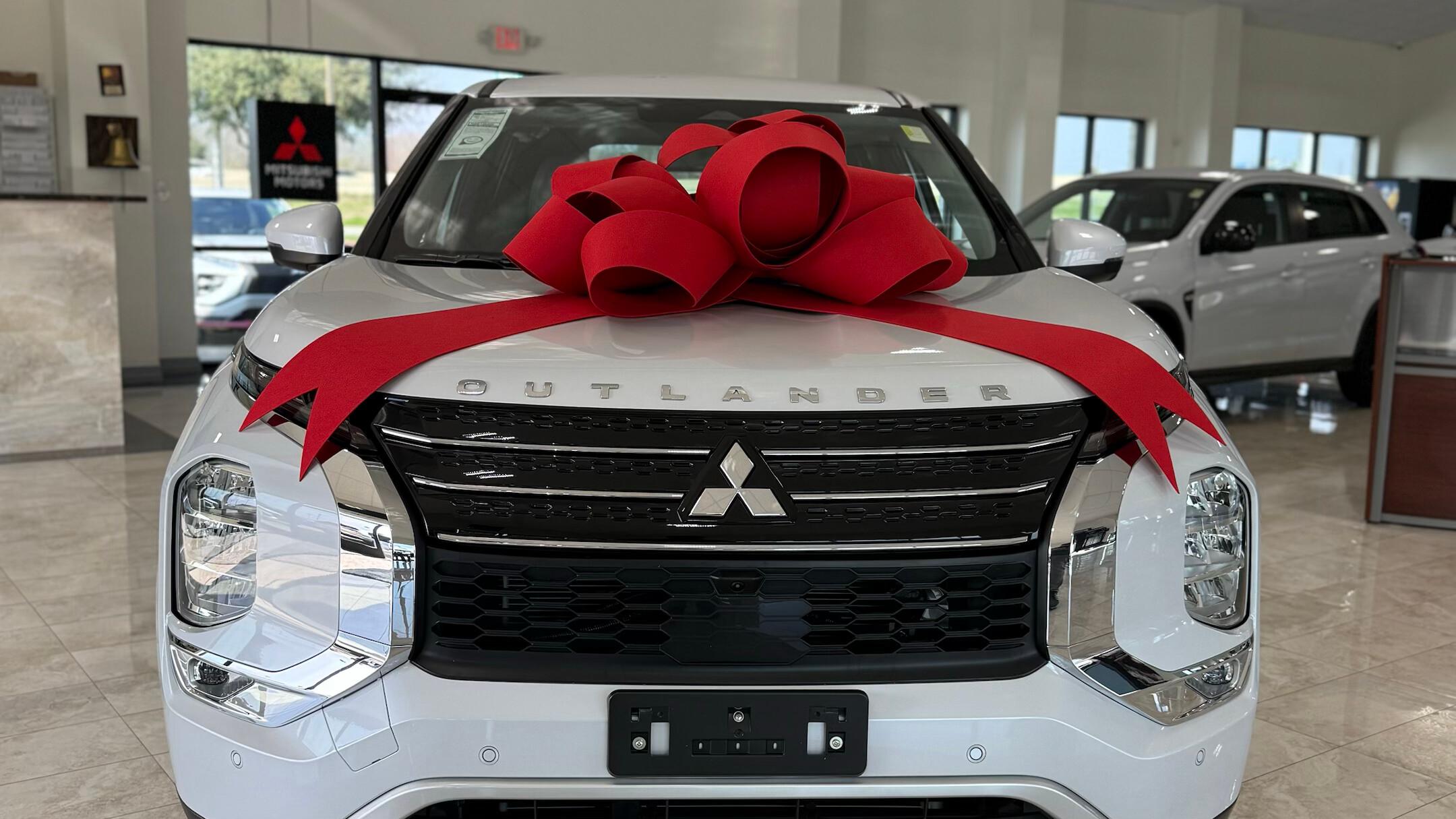 Mitsubishi Outlander 2024 in 