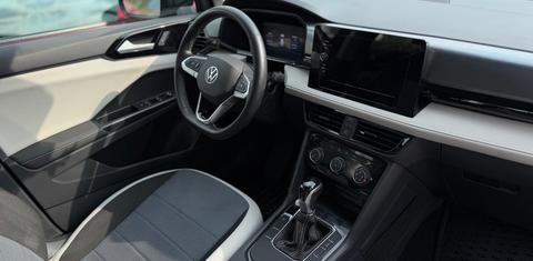 Volkswagen Taos 2025