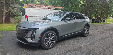 Cadillac LYRIQ 2024