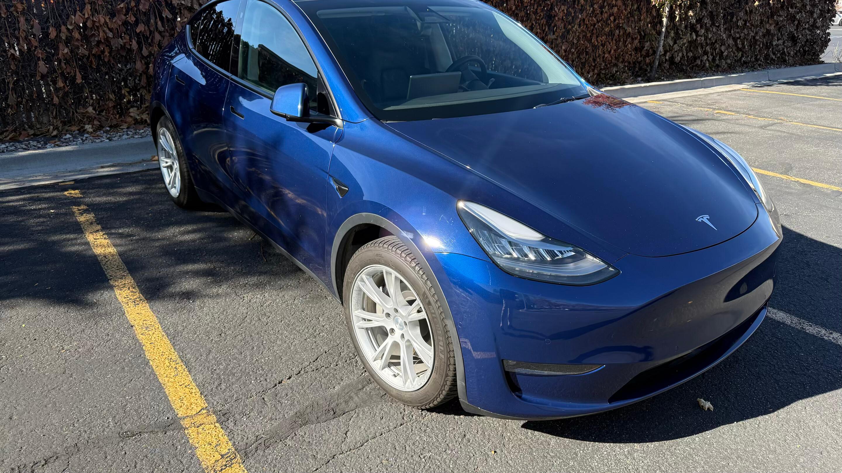 Tesla Model Y 2021 in Provo, UT