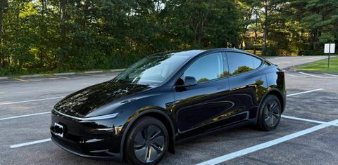 Tesla Model Y 2026