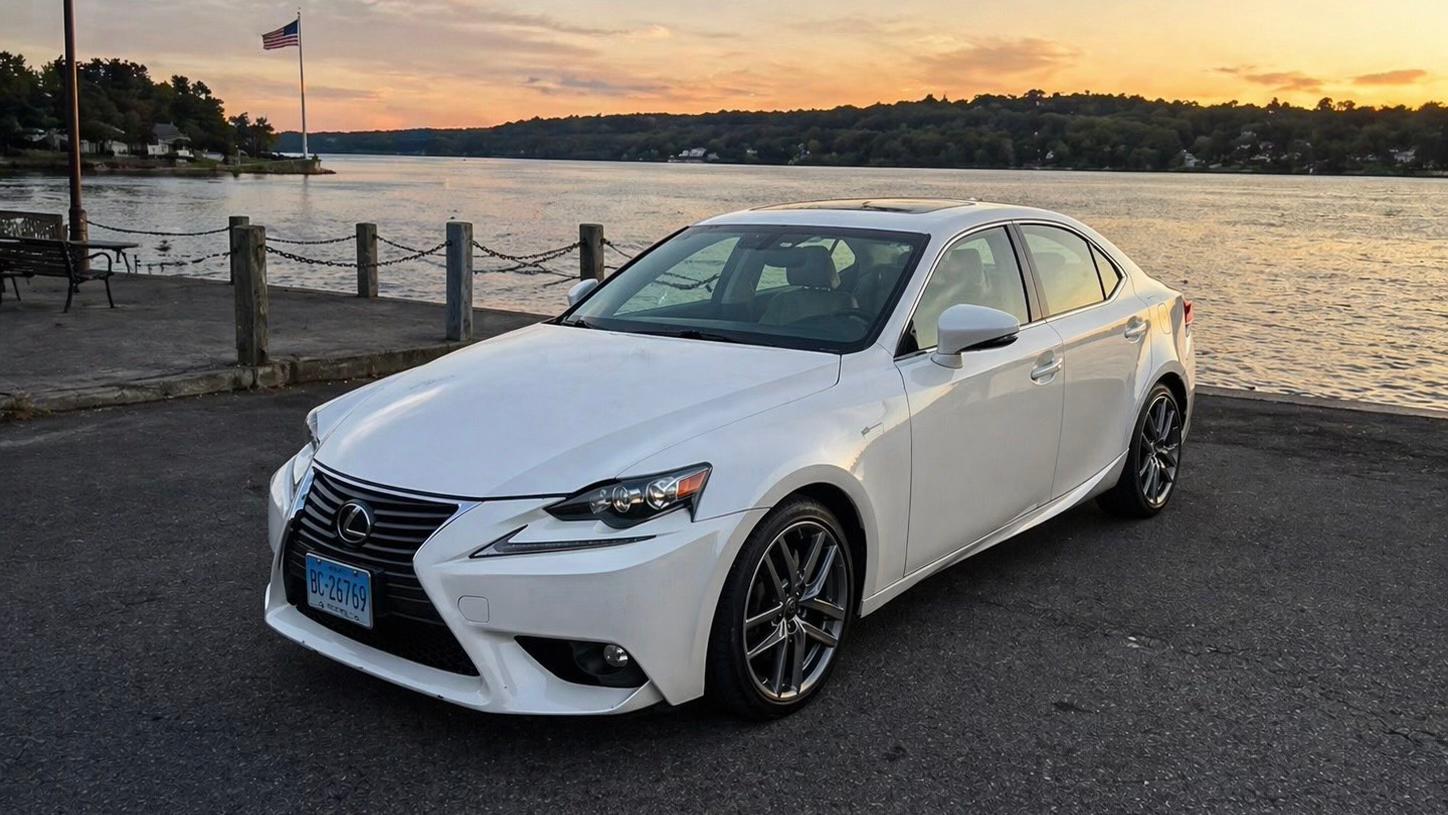Lexus IS 2015 in Danbury, CT