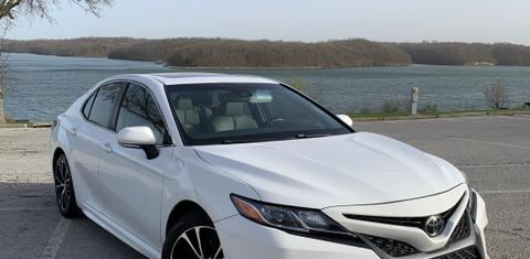 Toyota Camry 2018