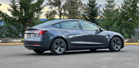 Tesla Model 3 2022