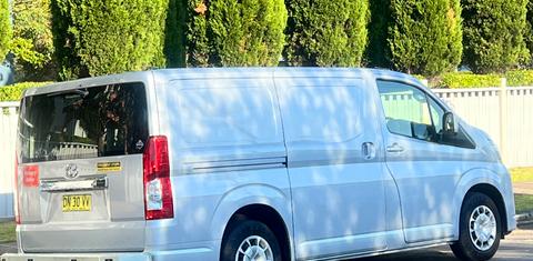Toyota HIACE 2020