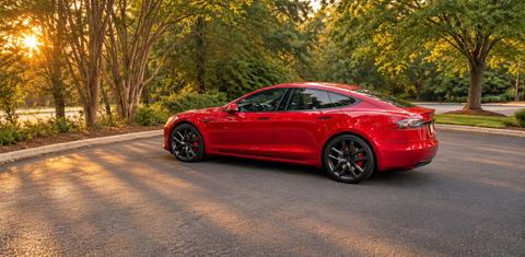 Tesla Model S 2016