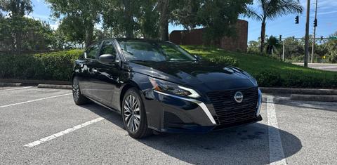 Nissan Altima 2025