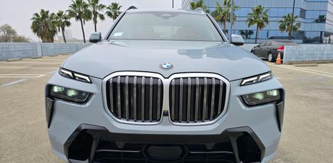 BMW X7 2025