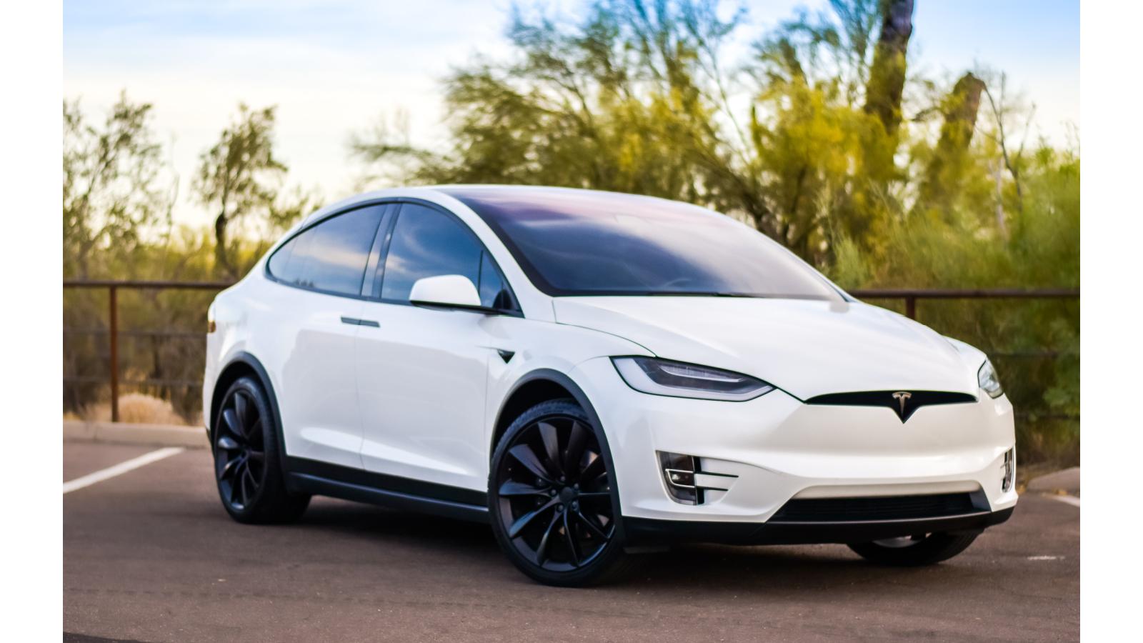 Tesla Model X 2020 in 