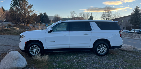 Chevrolet Suburban 2023