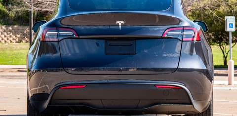Tesla Model Y 2024