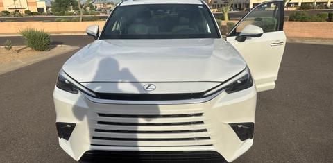 Lexus TX 2026