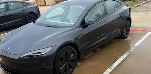 Tesla Model 3 2025