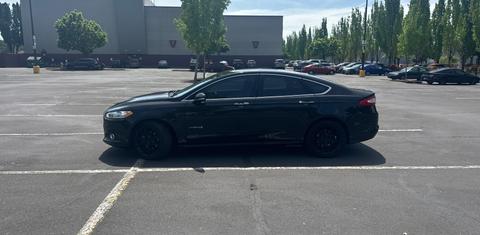 Ford Fusion Hybrid 2014