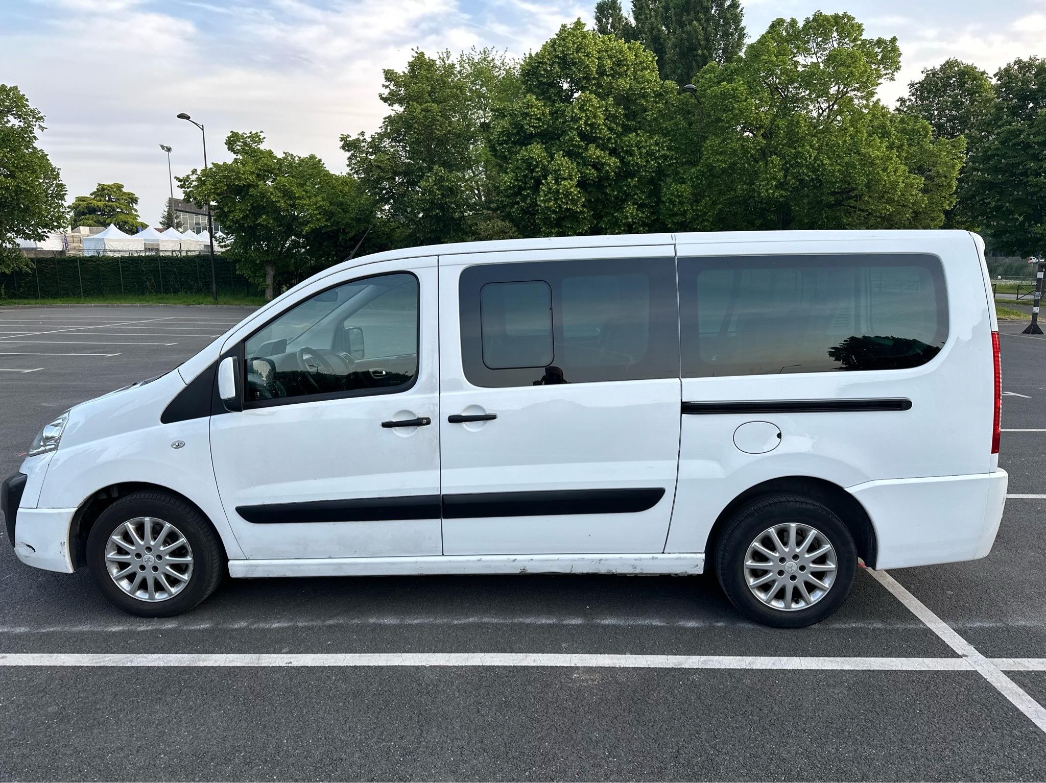 Peugeot EXPERT TEPEE 2015 à Melun