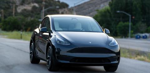 Tesla Model Y 2024