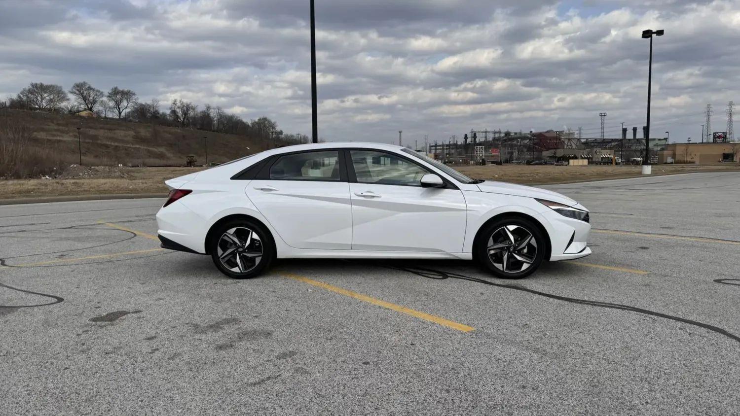 Hyundai Elantra 2023 in Austin, TX
