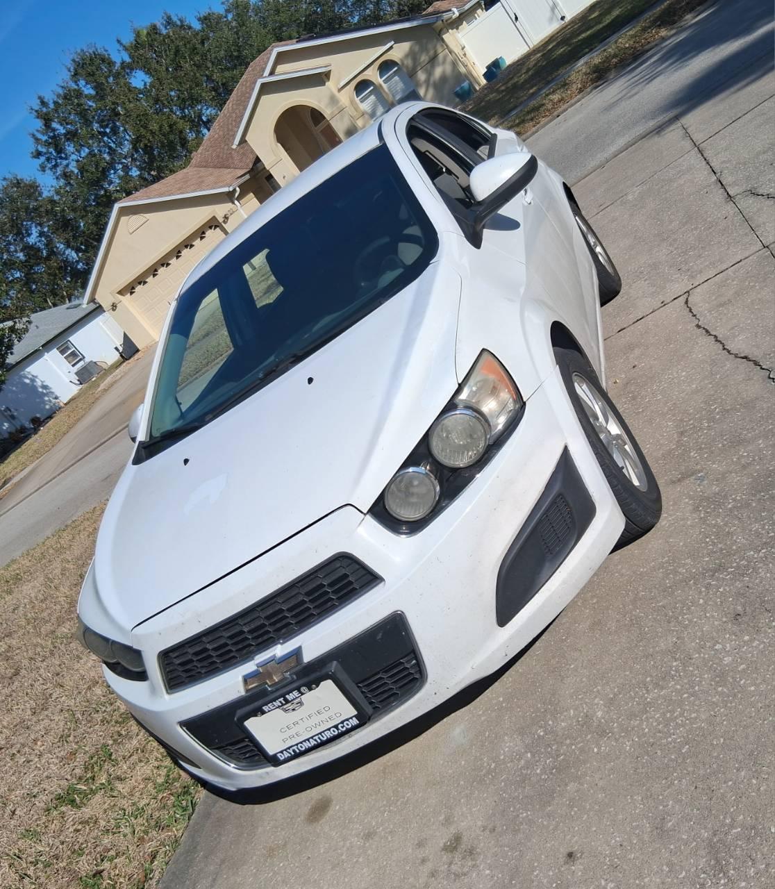 Chevrolet Sonic 2015 in 