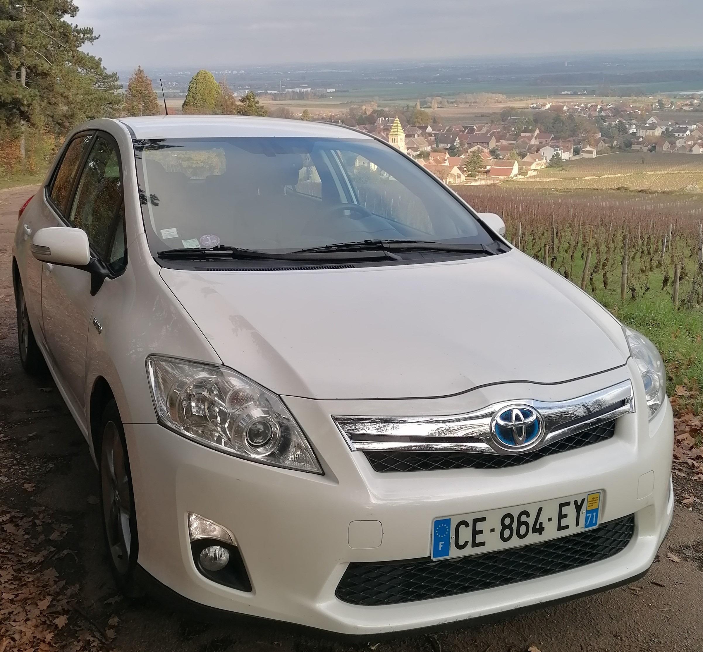 Toyota AURIS MC 2012 à Saint-Apollinaire