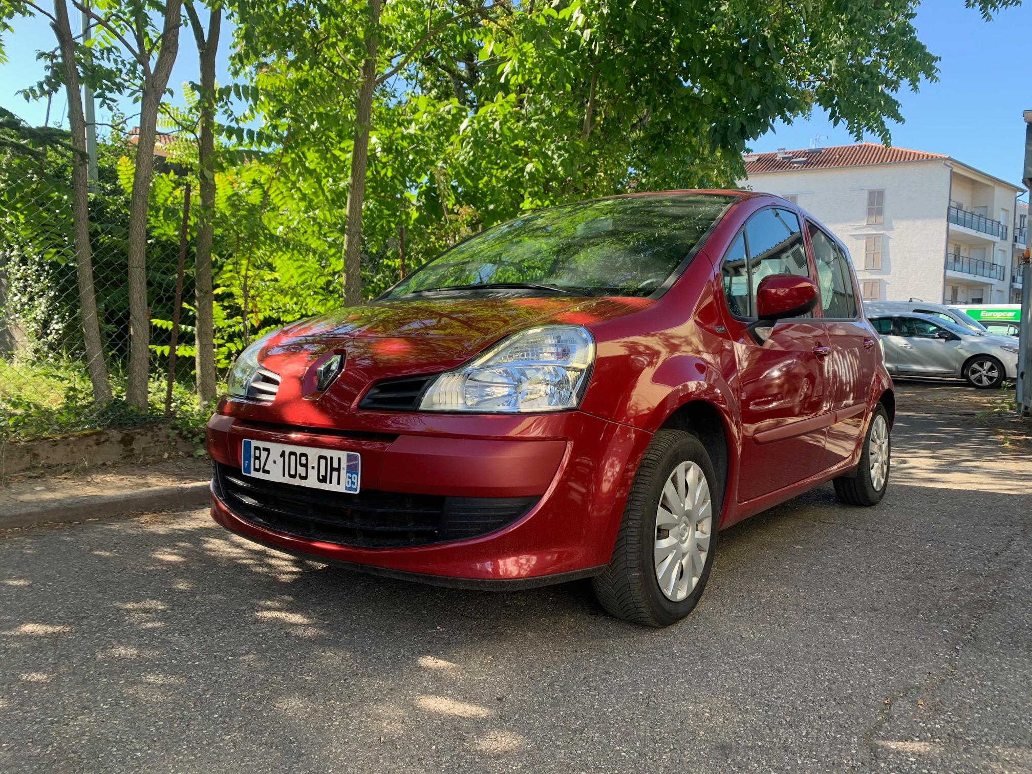 Renault GRAND MODUS 2011 in Lyon